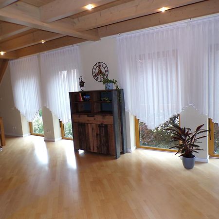 Mondfaenger Ferienwohnung , Naehe Playmobil Funpark Und Messezentrum Wilhermsdorf  Экстерьер фото